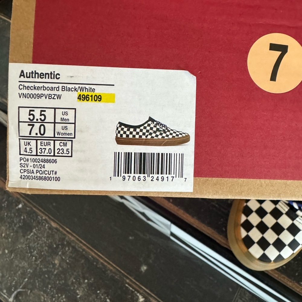 Vans classic Checkered Sneakers😎Black and White with cool laces-unisex,zoom in: - Picture 3 of 9